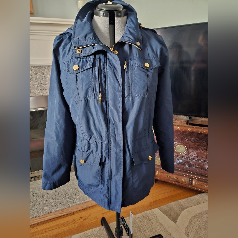 Navy rain jacket - petite medium